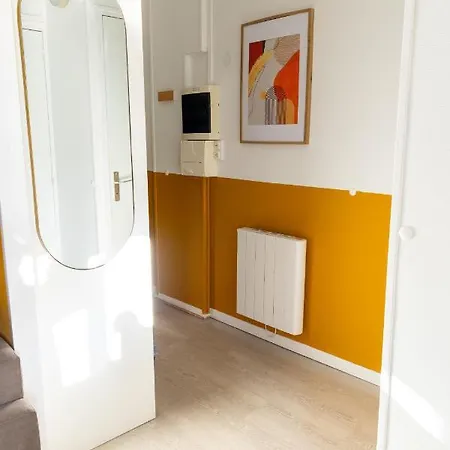 Le Yellow Vibe - Parking Prive Gratuit, Proche Chantilly, Wifi Haut Debit, Ideal Teletravail Cires-les-Mello