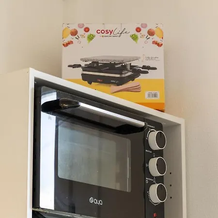 Apartment Le Yellow Vibe - Parking Prive Gratuit, Proche Chantilly, Wifi Haut Debit, Ideal Teletravail